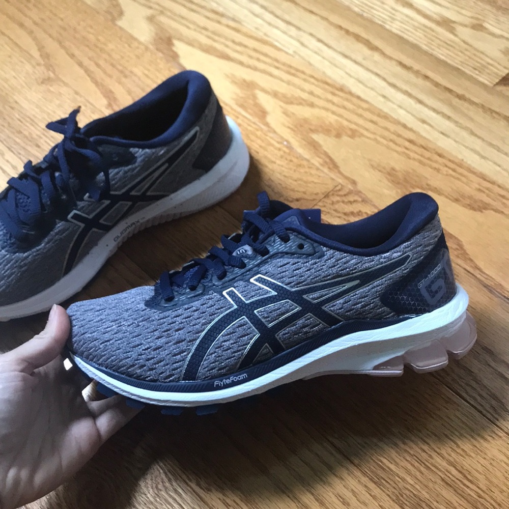 ASICS GT-1000 9 women’s running sneakers WIDE fit